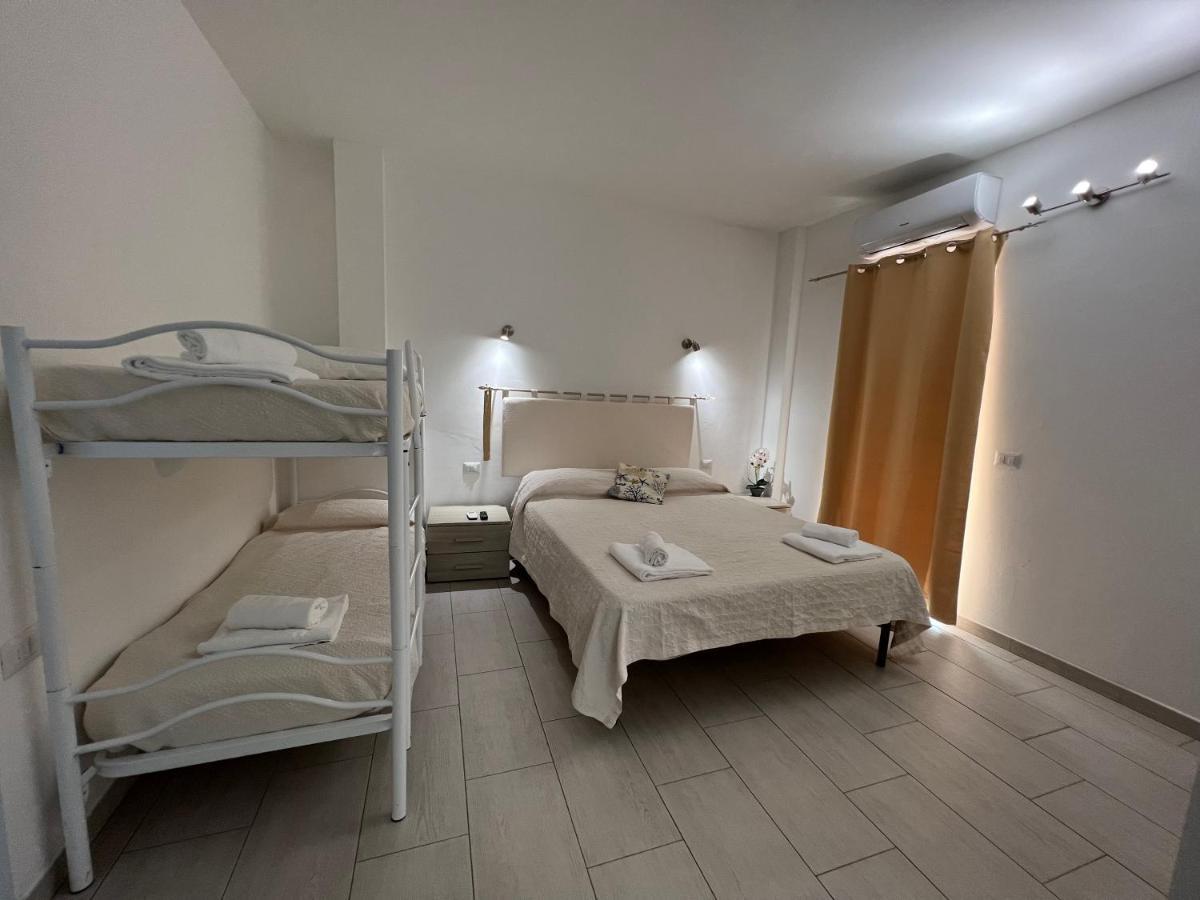 Al Mare Da Francesca Hotel Olbia Eksteriør billede