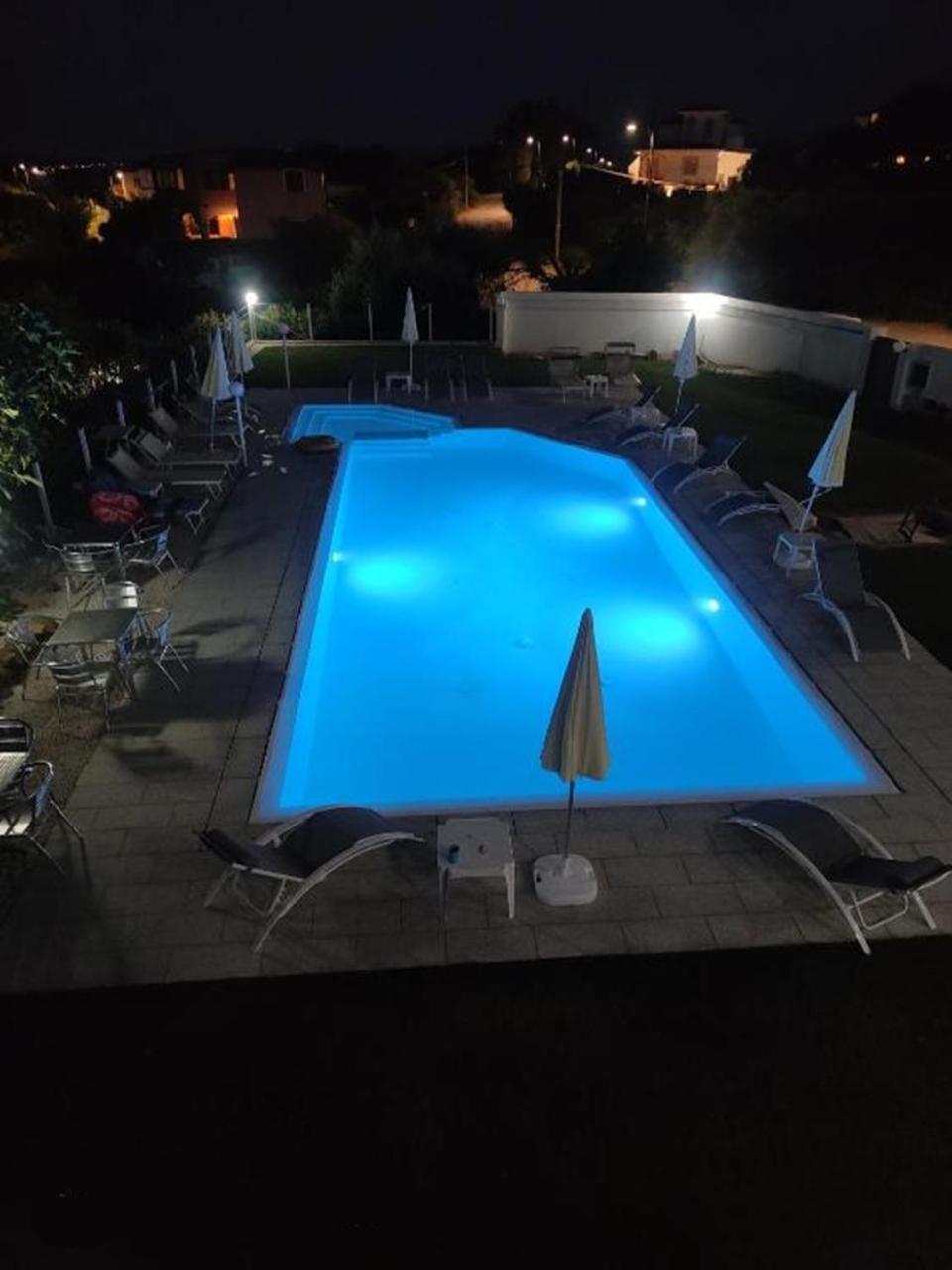 Al Mare Da Francesca Hotel Olbia Eksteriør billede