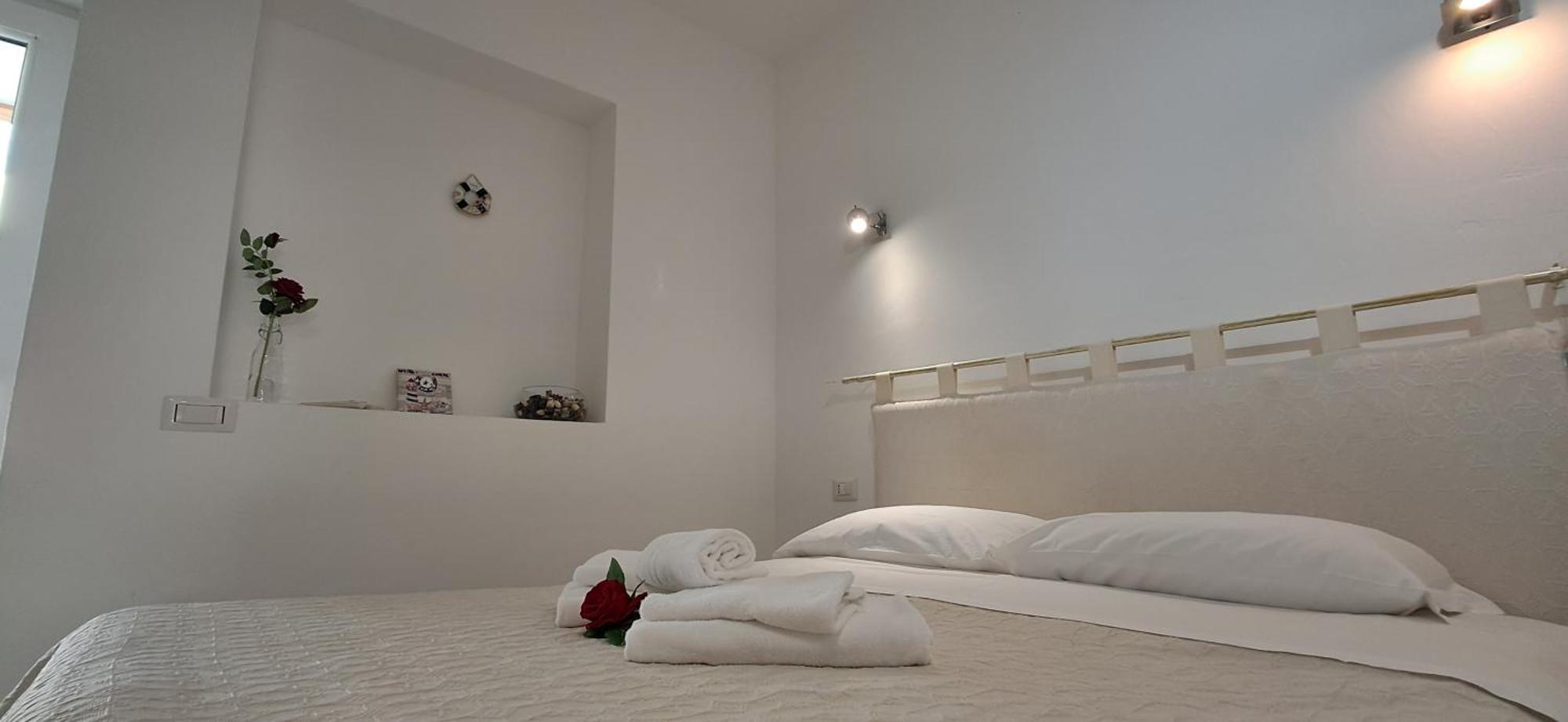 Al Mare Da Francesca Hotel Olbia Eksteriør billede
