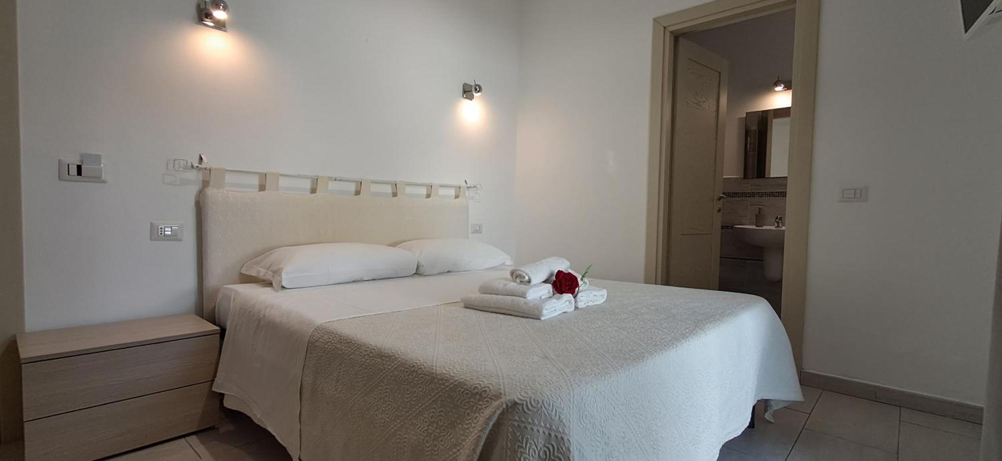 Al Mare Da Francesca Hotel Olbia Eksteriør billede